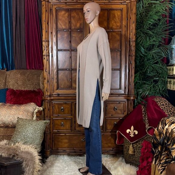 Marla Wynne Taupe Ribbed Inserts High Side Slits Cardigan - Picture 6 of 16